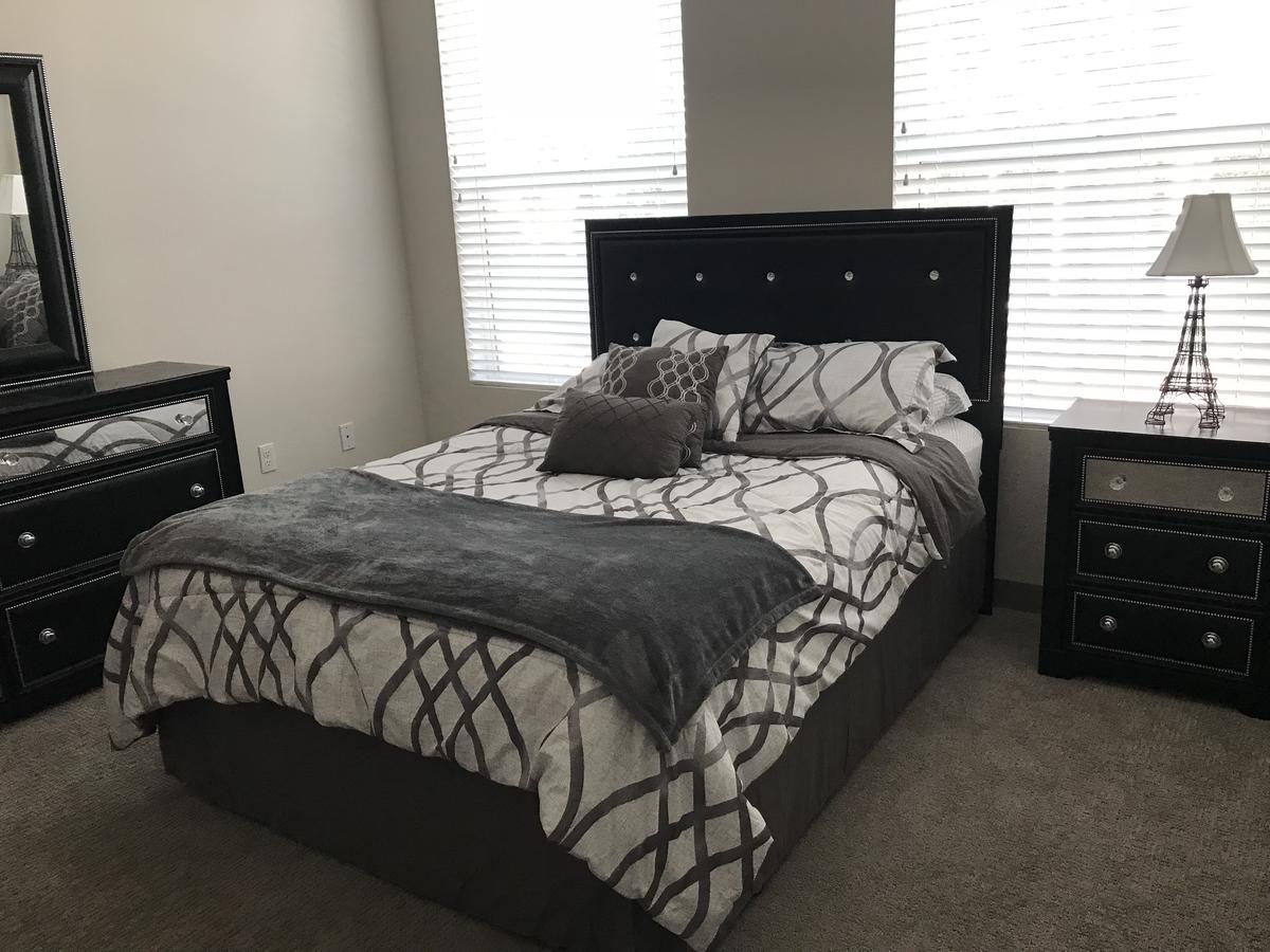 Cozy 2 Bedroom * Las Vegas
